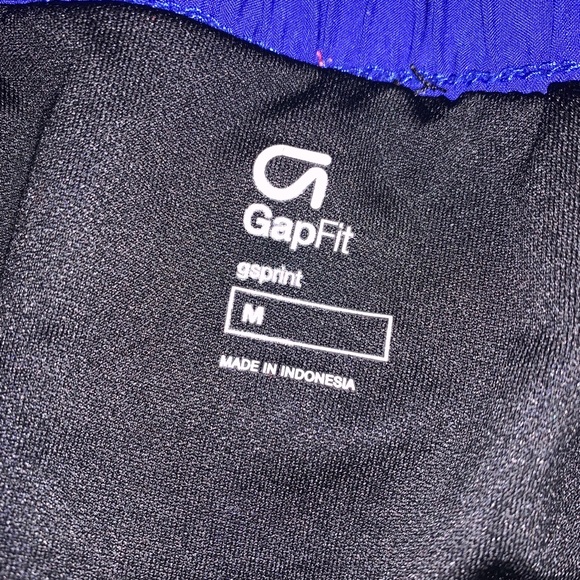 Gap Fit G Sprint Shorts - Picture 3 of 7